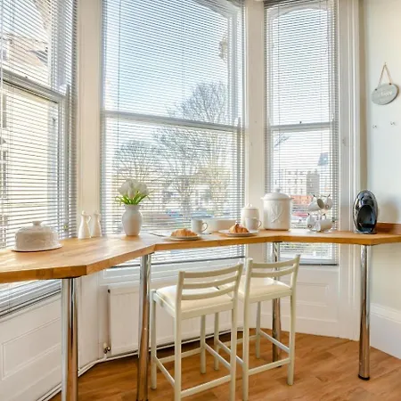 Lägenhet 2 Bed In Oc-g34248 Scarborough